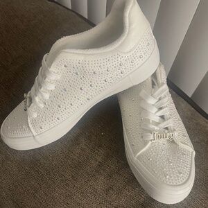 JUICY COUTURE SNEAKERS